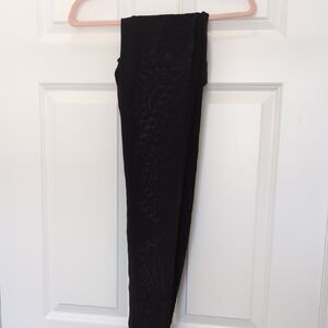 5 for $25  Express Black Patterned Leggings